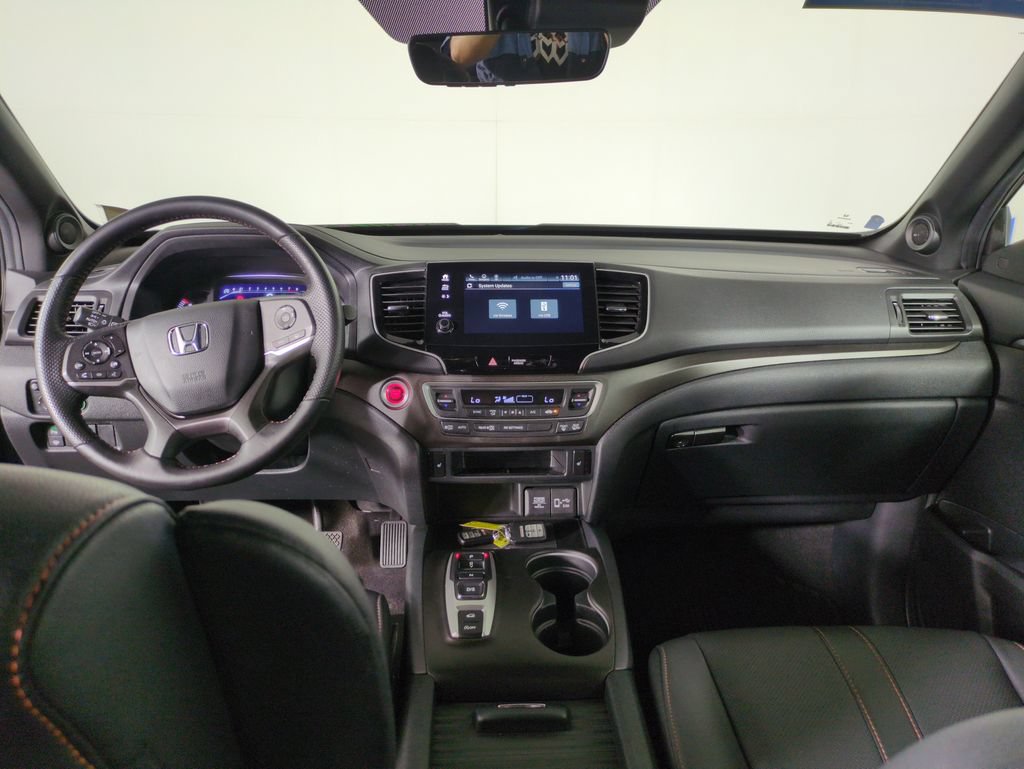 Certified 2023 Honda Passport TrailSport image 16