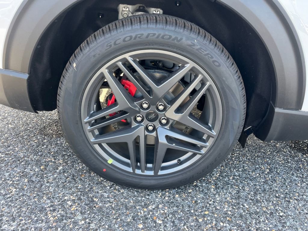 New 2026 Ford Explorer ST image 24
