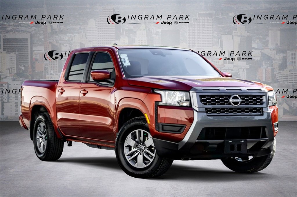 Used 2025 Nissan Frontier SV w/ Tow Package