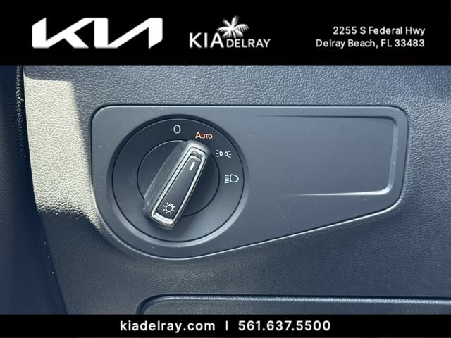 Used 2019 Volkswagen Tiguan SE w/ Panoramic Sunroof Package FWD image 28