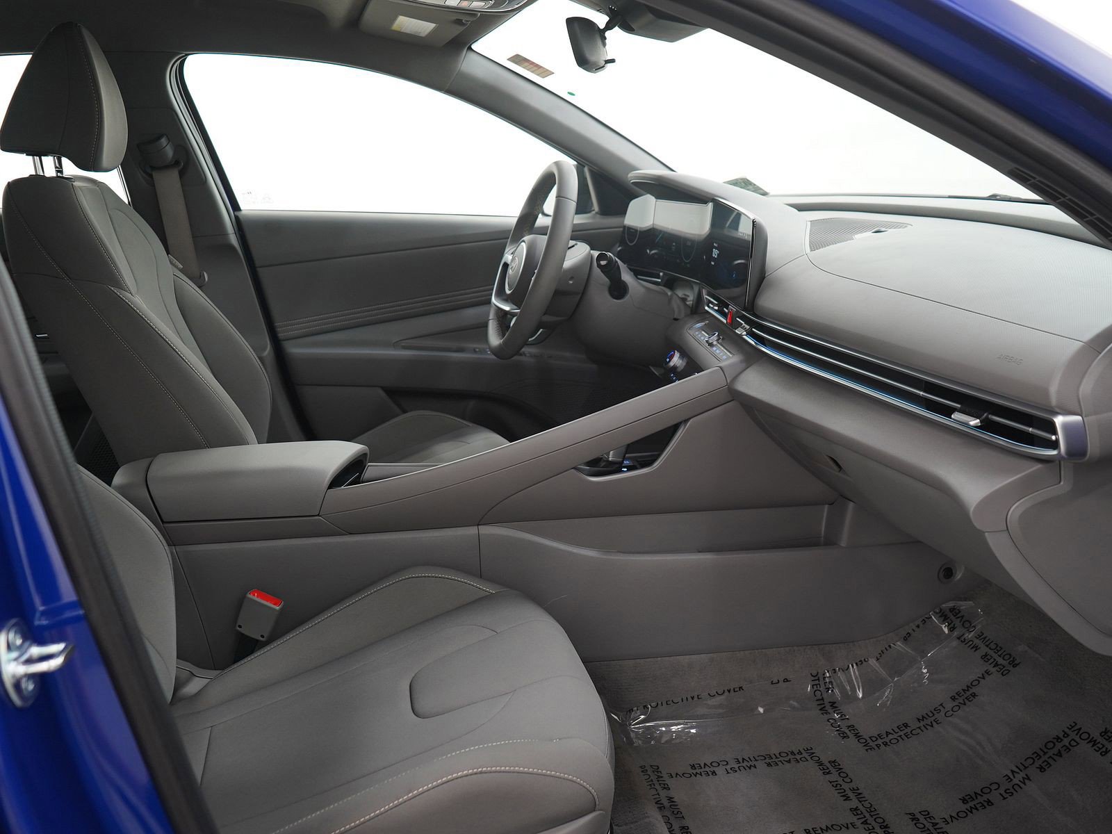 Used 2025 Hyundai Elantra SEL FWD image 12