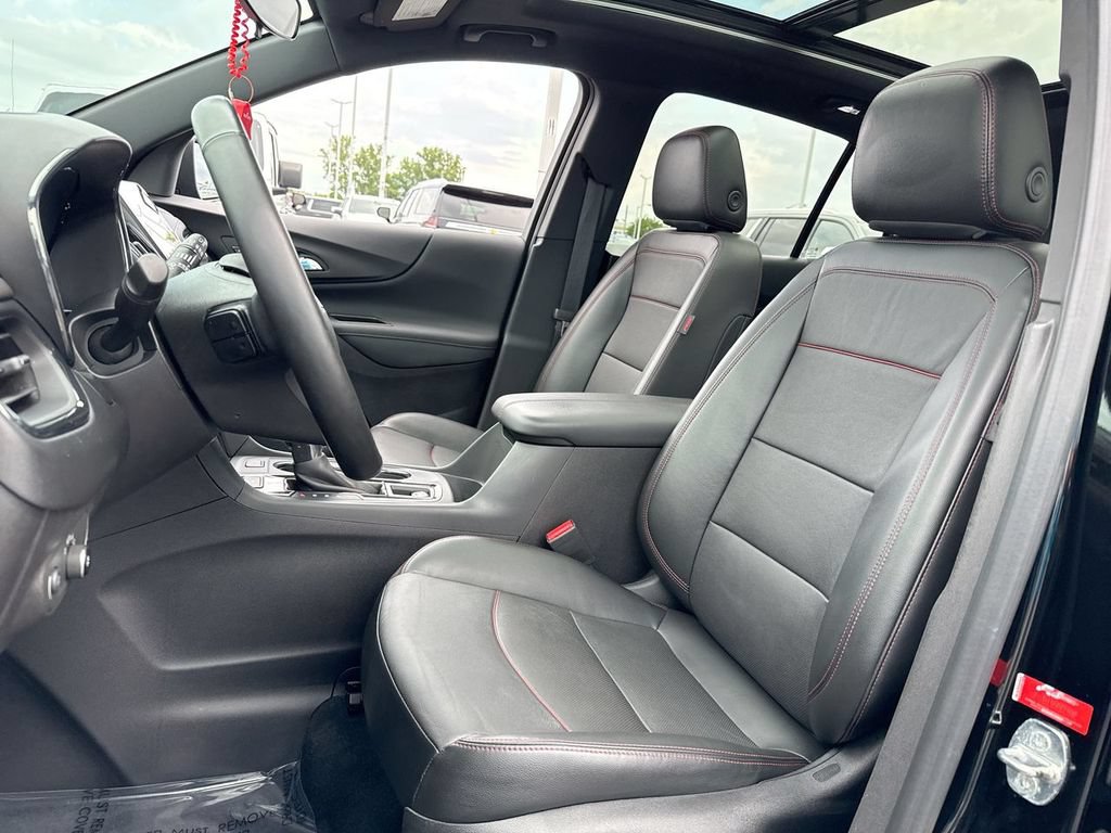 Used 2023 Chevrolet Equinox RS w/ RS Leather Package AWD/4WD image 11