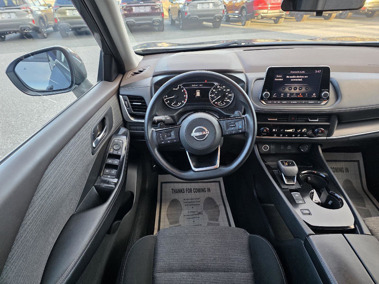 Used 2023 Nissan Rogue SV image 15