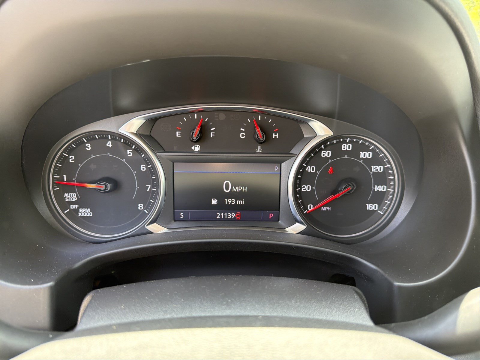 Used 2022 GMC Terrain SLT w/ Tech Package AWD/4WD image 27