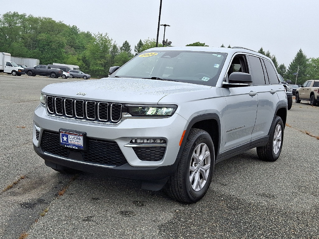 Used 2022 Jeep Grand Cherokee Limited AWD/4WD image 5