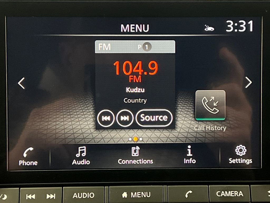 Used 2025 Nissan Rogue SV image 49