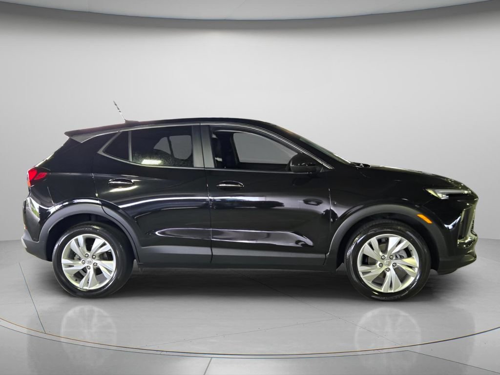 Used 2025 Buick Encore GX Preferred w/ Comfort Package FWD image 7