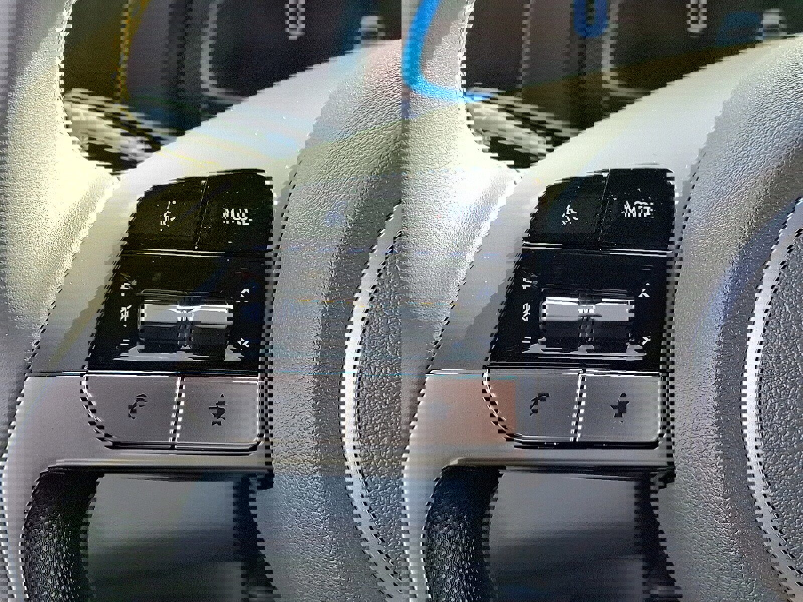 Used 2025 Hyundai Elantra Sport image 20