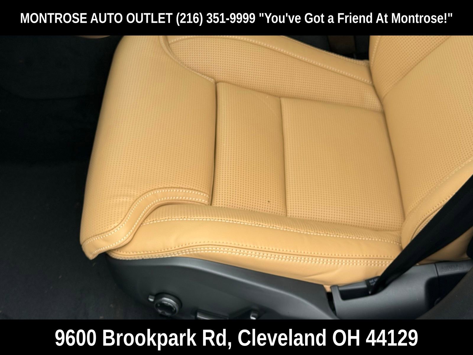 New 2026 Volvo V60 B5 Cross Country Ultra w/ Protection Package Premier image 38