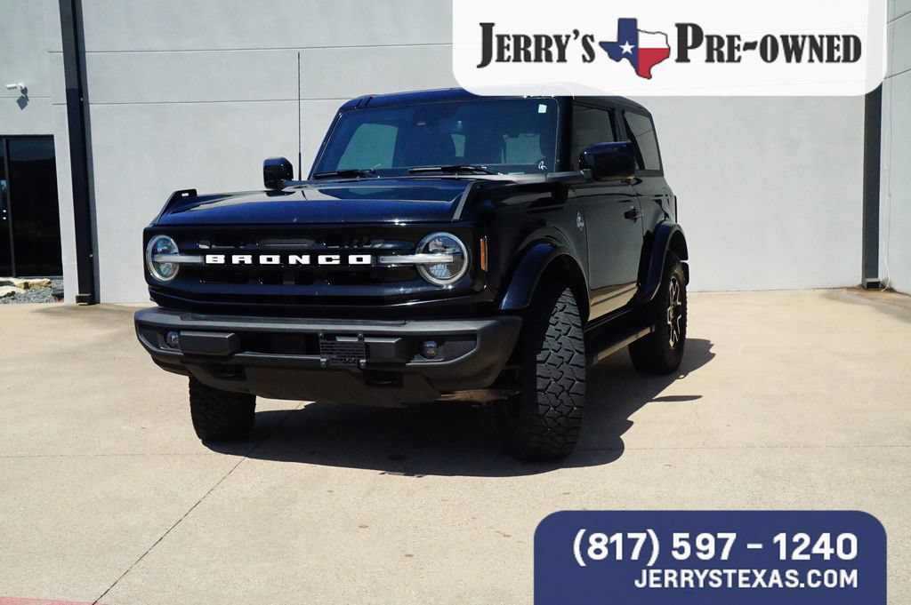 Used 2023 Ford Bronco Outer Banks AWD/4WD image 1