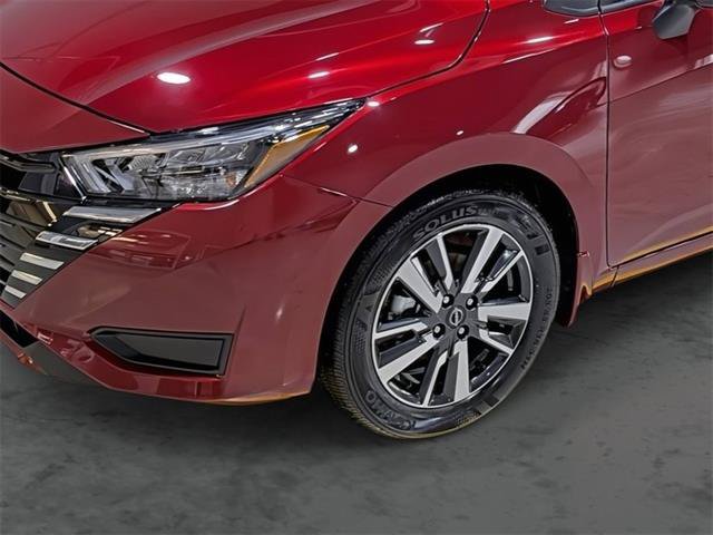Used 2025 Nissan Versa SV w/ Trunk Package FWD image 7