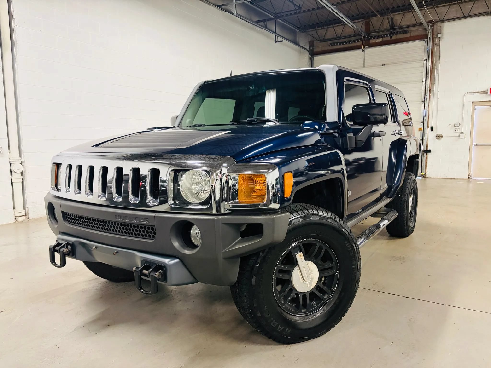 Used 2007 HUMMER H3 AWD/4WD image 1