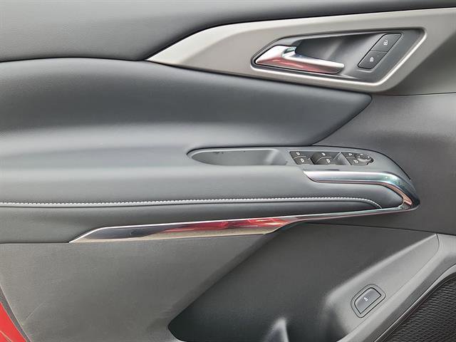 New 2026 Chevrolet Traverse LT w/ Driver Confidence Package image 6