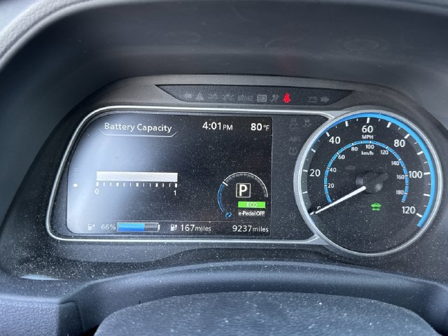 Certified 2025 Nissan Leaf SV Plus FWD image 31