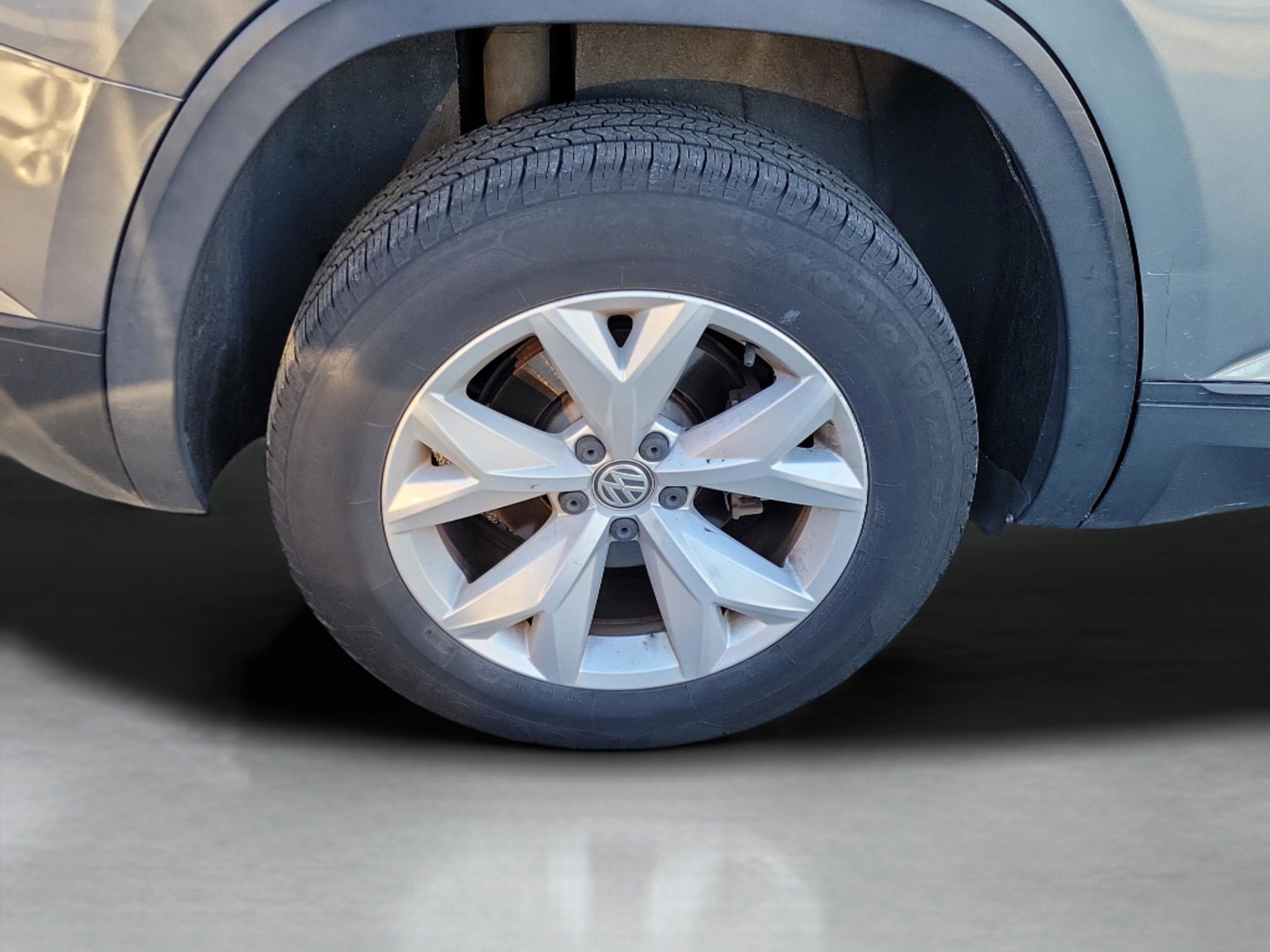 Used 2019 Volkswagen Atlas SE image 30