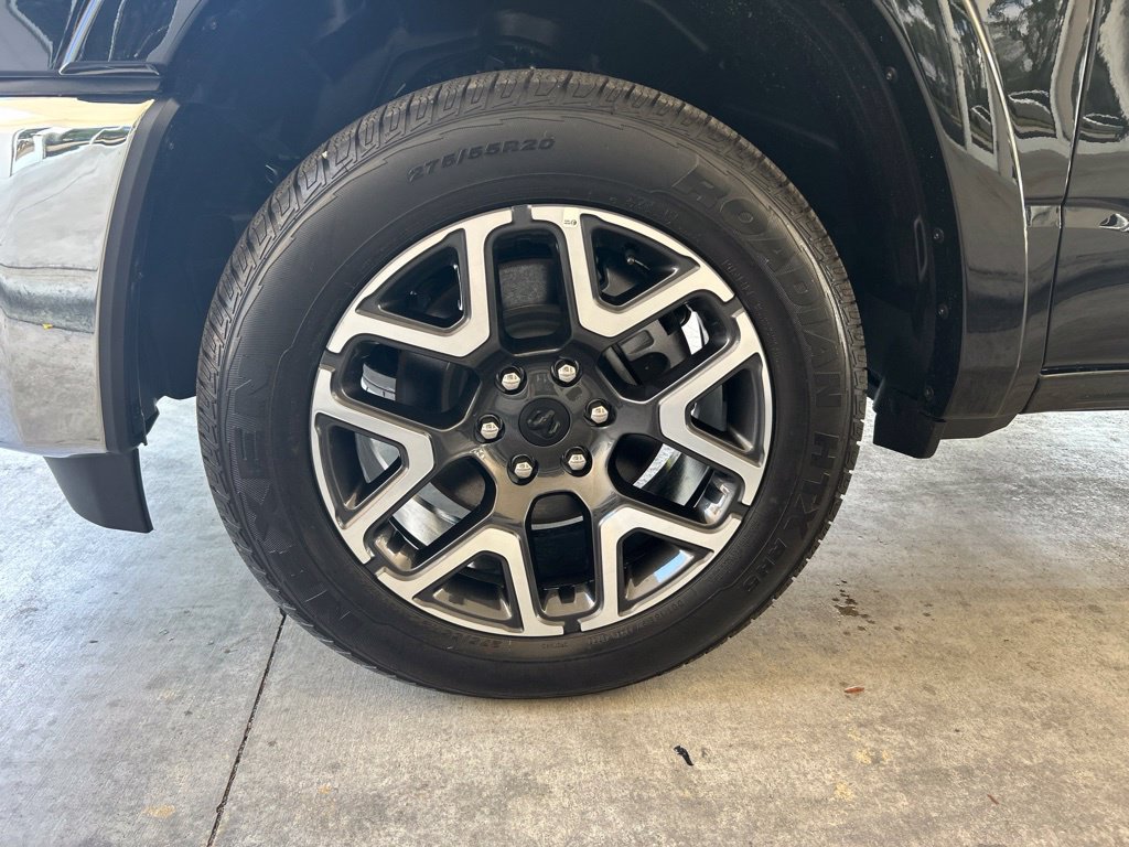 Used 2026 RAM 1500 Laramie AWD/4WD image 19