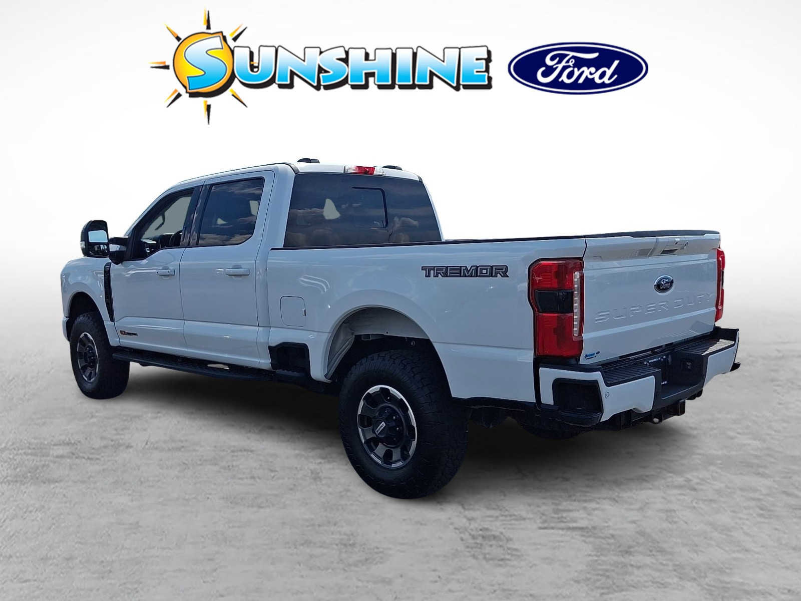 Certified 2024 Ford F350 Lariat w/ Lariat Ultimate Package AWD/4WD image 4