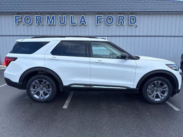 Certified 2025 Ford Explorer Active w/ Active Comfort Package image 2