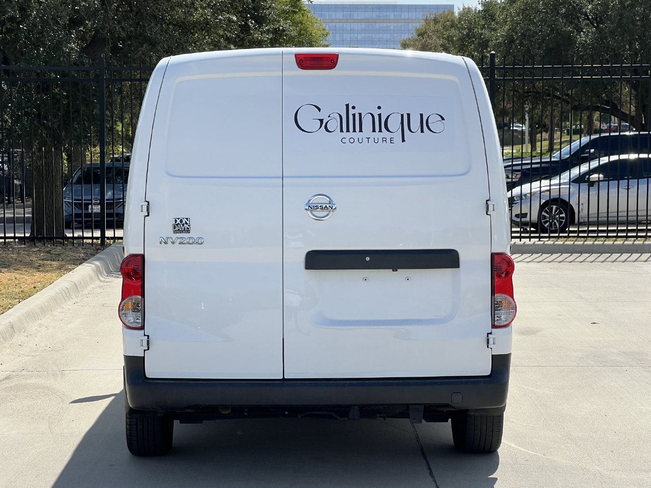 Used 2021 Nissan NV200 S FWD image 4