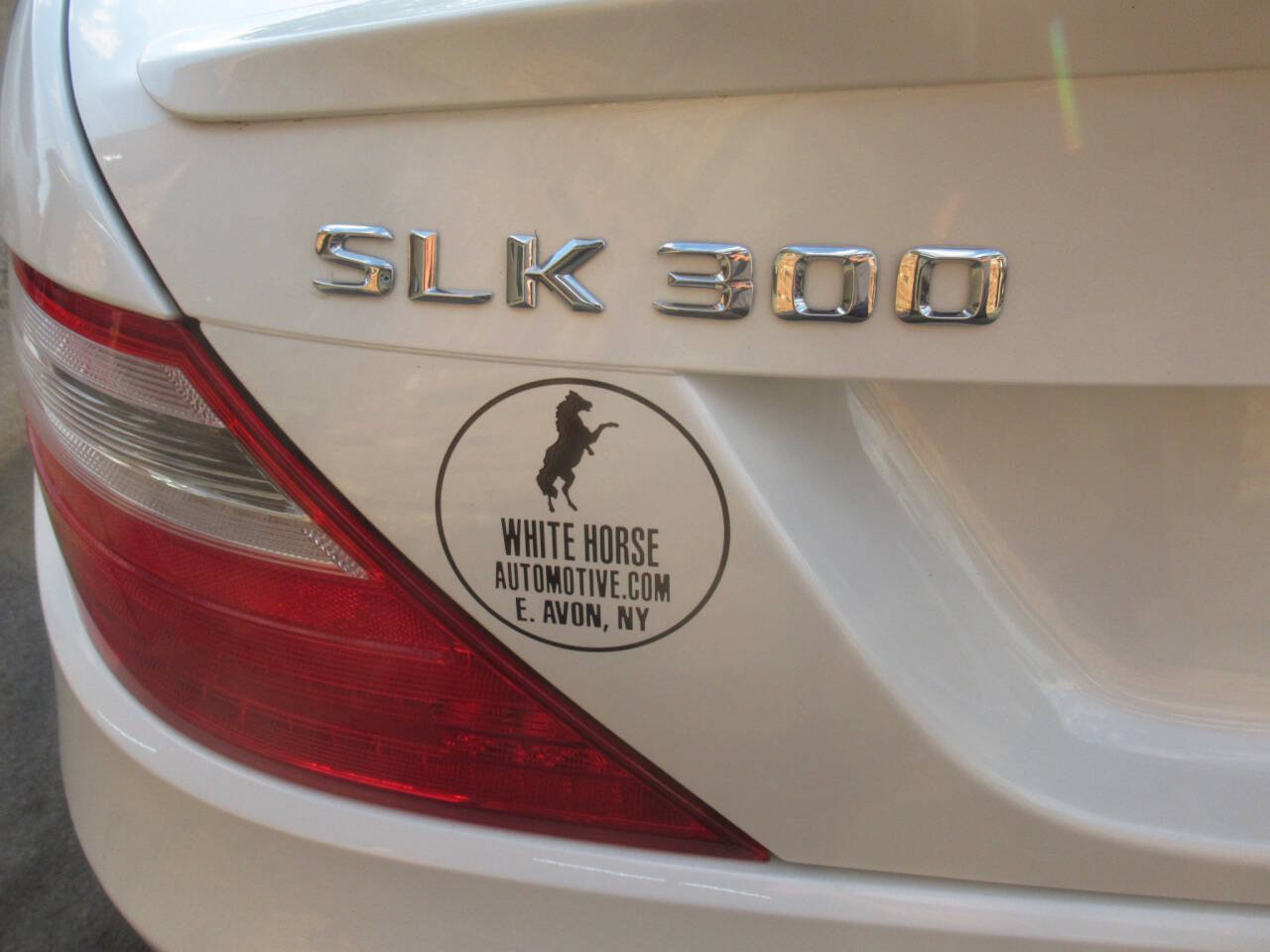 Used 2016 Mercedes-Benz SLK 300 image 13