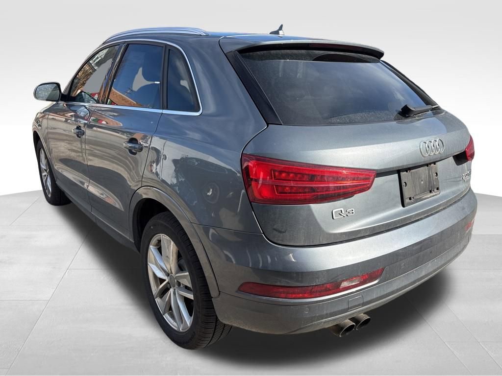 Used 2016 Audi Q3 2.0T Premium Plus w/ Technology Package image 2