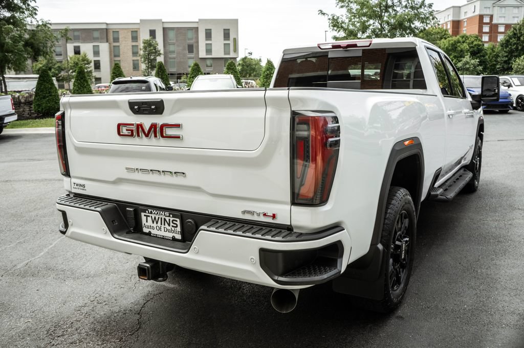 Used 2024 GMC Sierra 2500 AT4 w/ AT4 Preferred Package AWD/4WD image 34