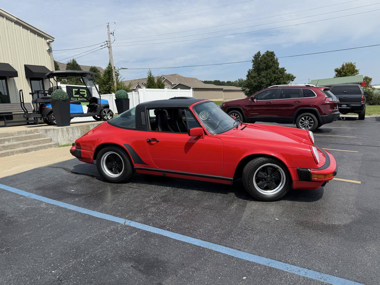 Used 1987 Porsche 911 Carrera RWD image 2