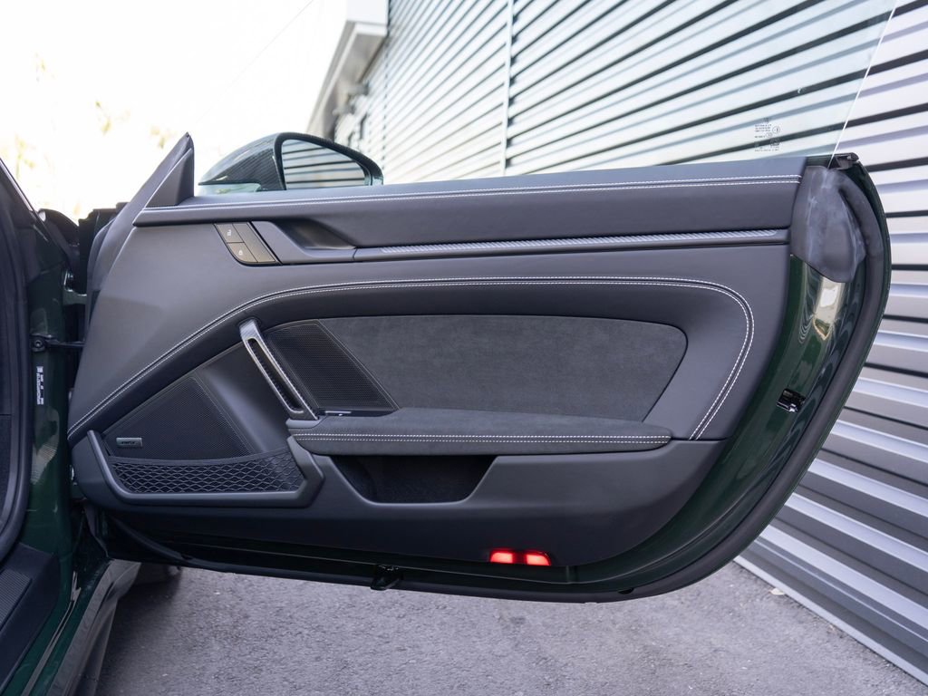 Used 2026 Porsche 911 GT3 w/ Weissach Package image 32