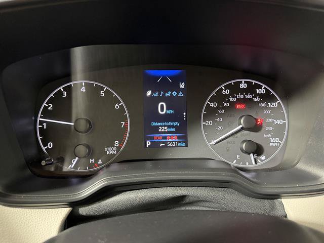 Certified 2025 Toyota Corolla LE FWD image 14