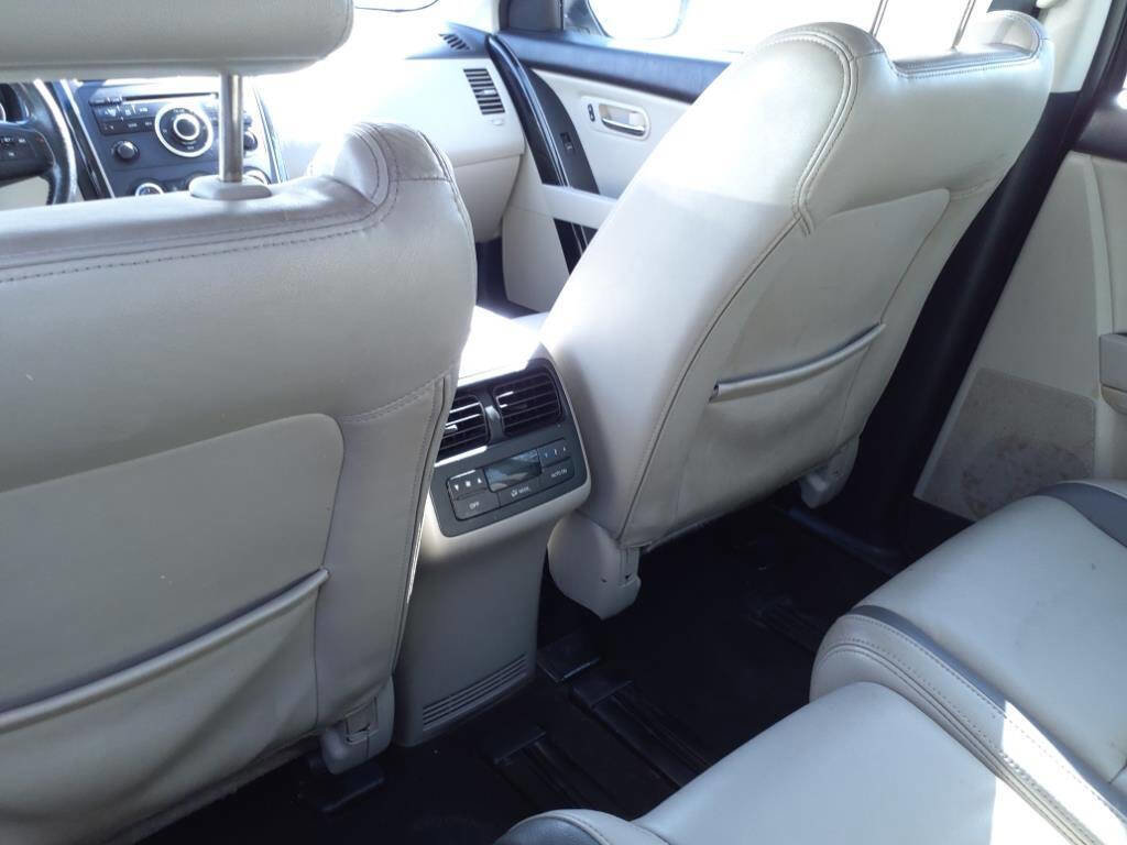 Used 2011 MAZDA CX-9 Touring image 8