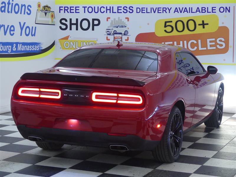 Used 2016 Dodge Challenger SXT w/ Blacktop Package RWD image 7
