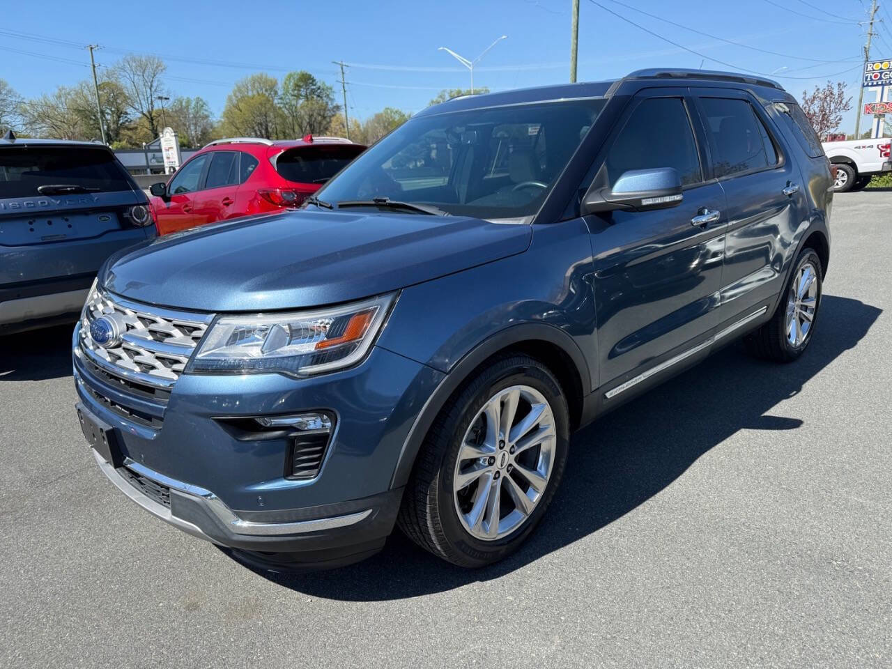 Used 2018 Ford Explorer Limited FWD image 1