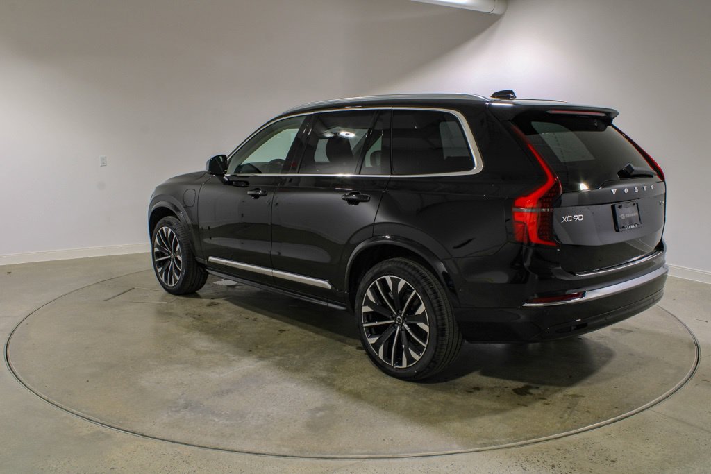 New 2026 Volvo XC90 T8 Ultra w/ Protection Package Premier AWD/4WD image 3
