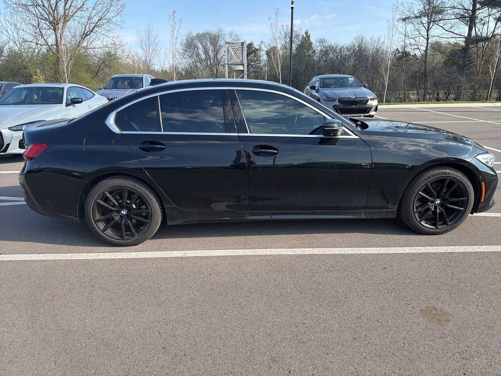 Used 2020 BMW 330i xDrive Sedan w/ Premium Package AWD/4WD image 5