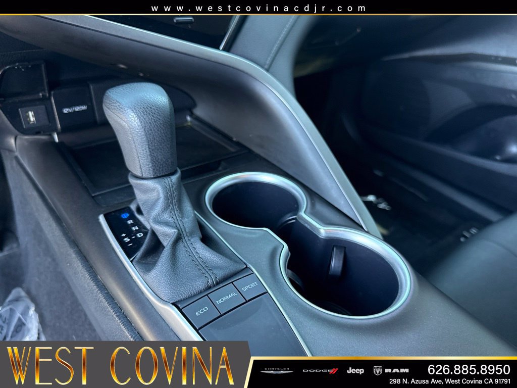Used 2024 Toyota Camry LE w/ Convenience Package FWD image 21