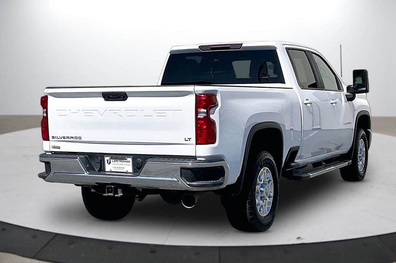 Used 2024 Chevrolet Silverado 2500 LT AWD/4WD image 9