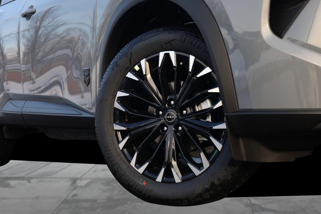 New 2026 Nissan Rogue SV image 3