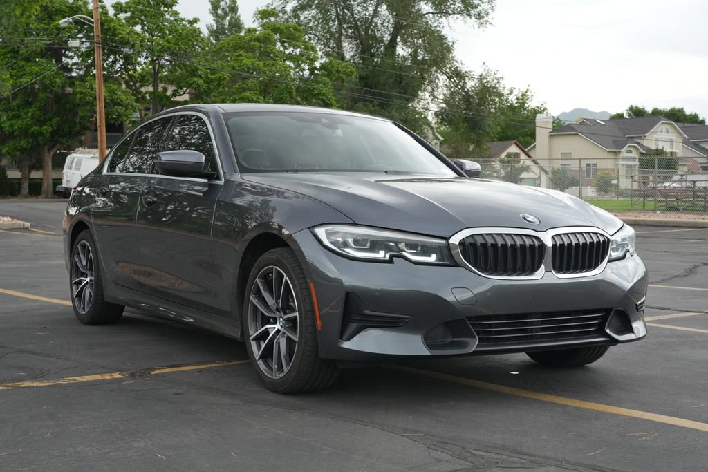 Used 2021 BMW 330i xDrive Sedan w/ Convenience Package AWD/4WD image 7