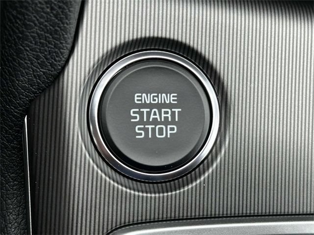 New 2026 Kia Sportage SX FWD image 17