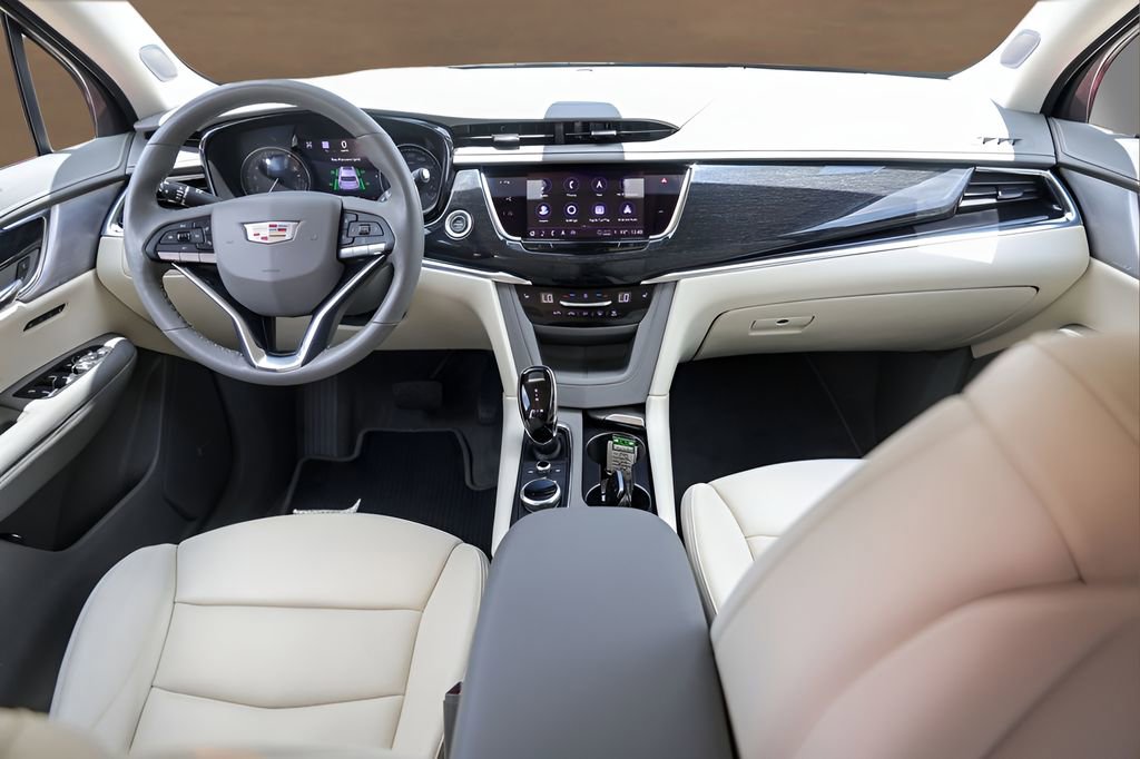Certified 2022 Cadillac XT6 Premium Luxury w/ Technology Package AWD/4WD image 30