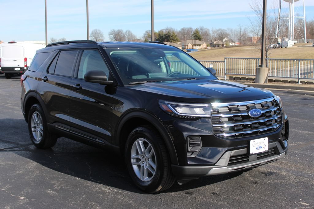 New 2026 Ford Explorer Active AWD/4WD image 10