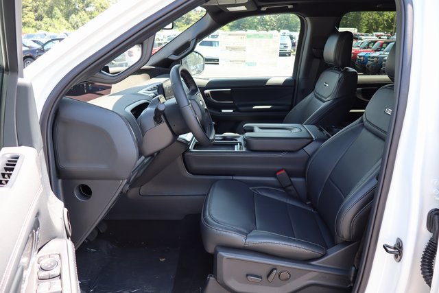 New 2025 Ford Expedition Max Platinum w/ Stealth Appearance Package image 29