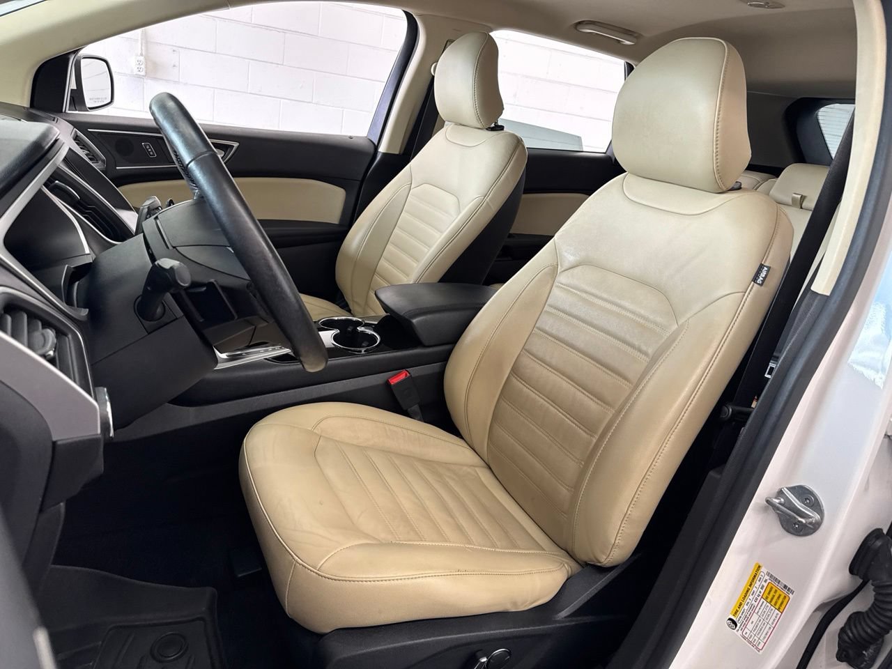 Used 2015 Ford Edge SEL w/ Equipment Group 201A AWD/4WD image 15