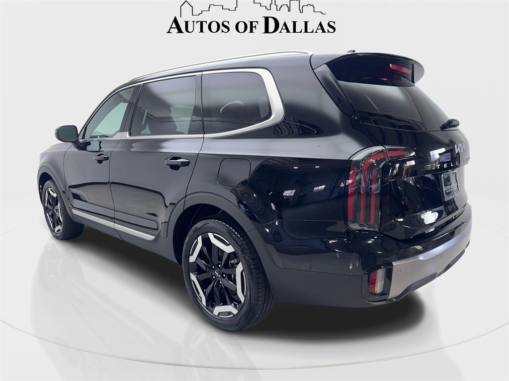 Used 2025 Kia Telluride EX w/ EX Captain's Chair Package image 9
