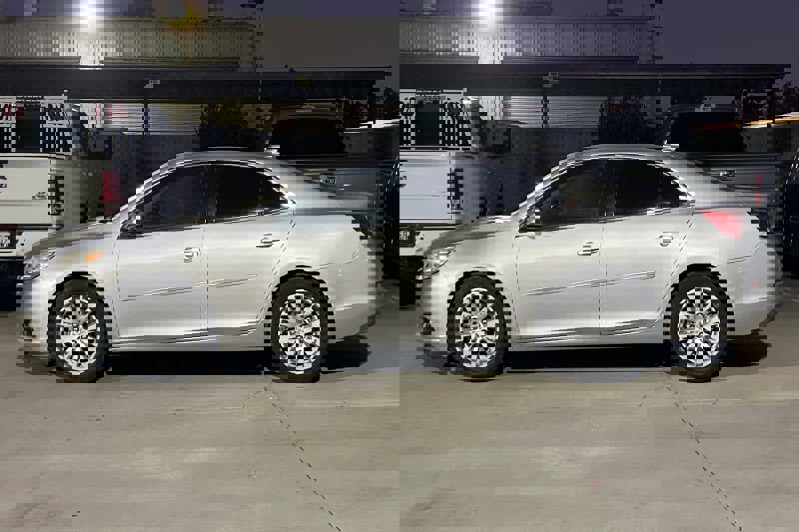 Used 2015 Chevrolet Malibu LT image 6