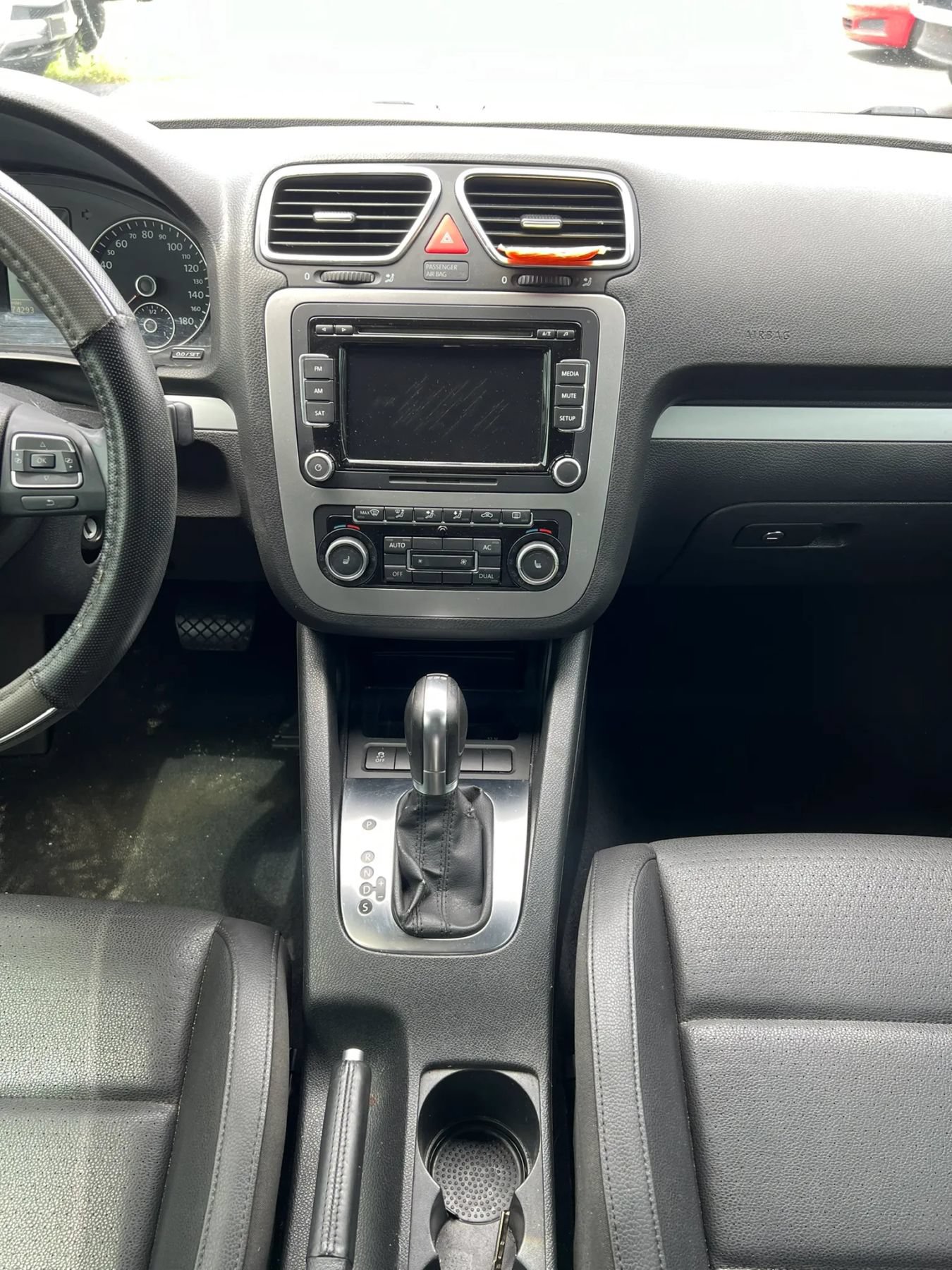 Used 2012 Volkswagen Eos Komfort FWD image 9