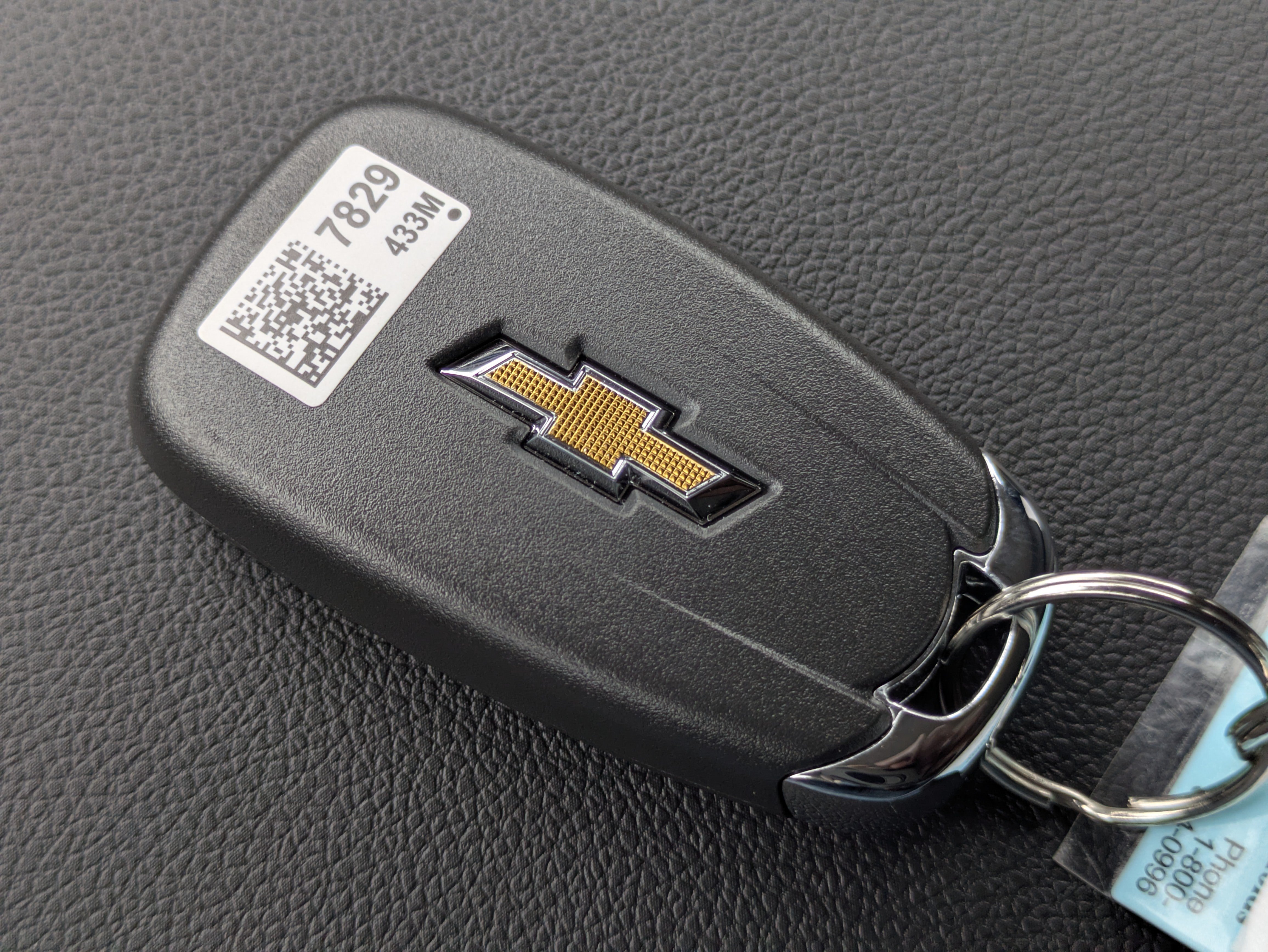 New 2026 Chevrolet Trax LT w/ Sunroof Package FWD image 24