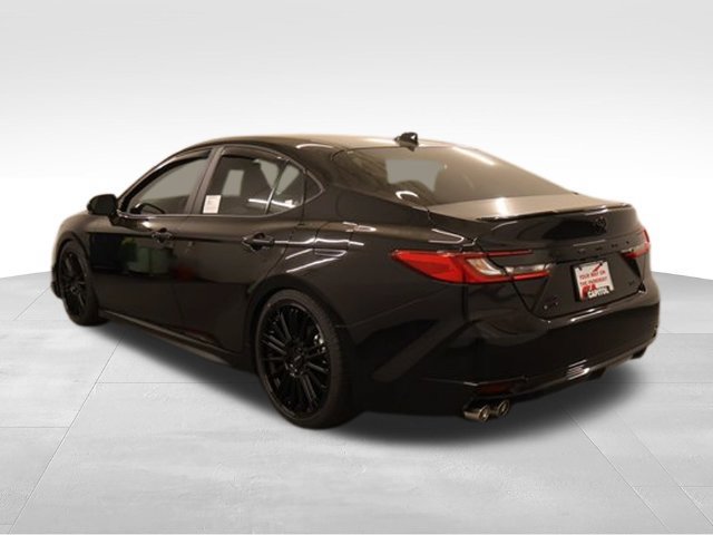 New 2026 Toyota Camry Hybrid w/ Multimedia Upgrade Package AWD/4WD image 4