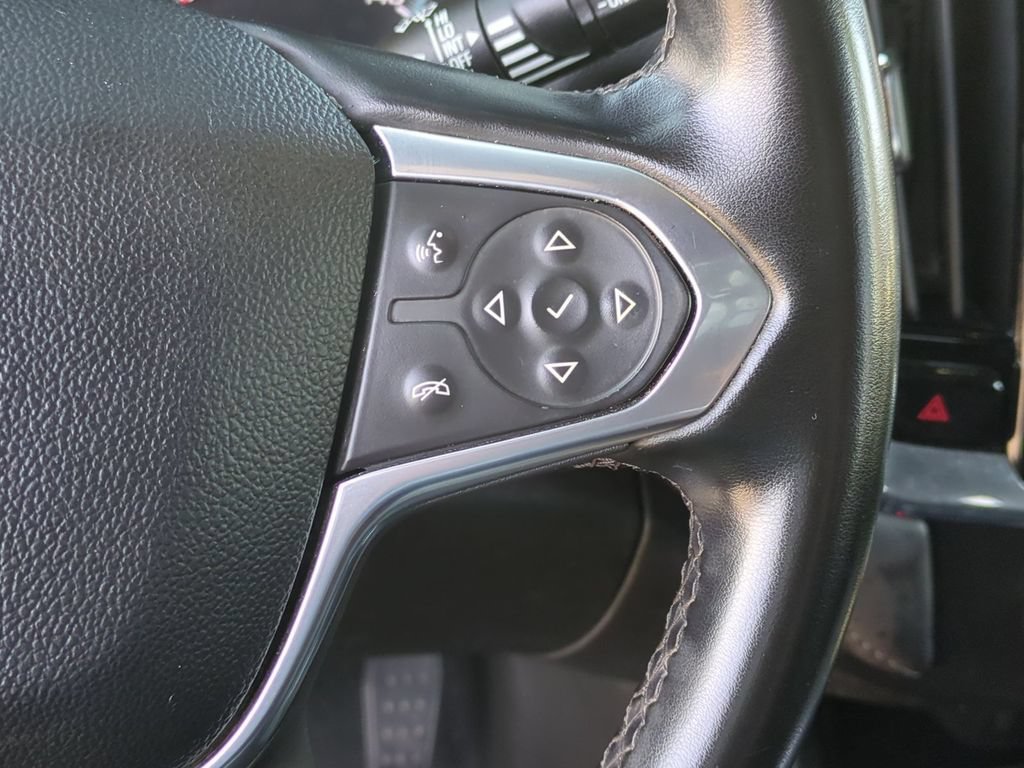 Used 2023 Chevrolet Traverse LT FWD image 13