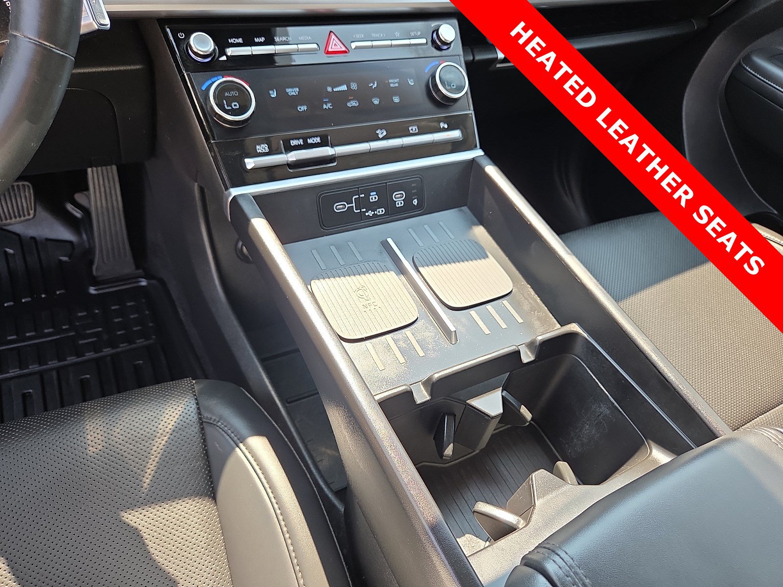 Used 2024 Hyundai Santa Fe SEL FWD image 25